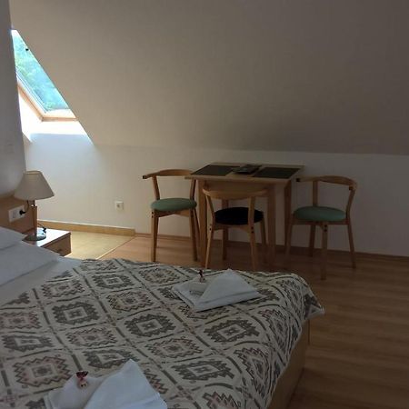 Lilla Wellnessapartman Zalakaros Eksteriør bilde