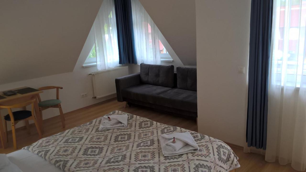 Lilla Wellnessapartman Zalakaros Eksteriør bilde