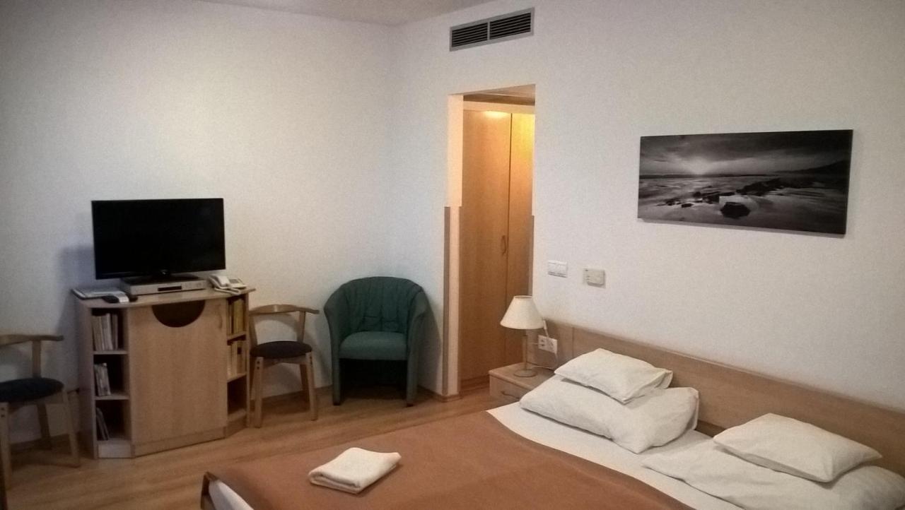 Lilla Wellnessapartman Zalakaros Eksteriør bilde
